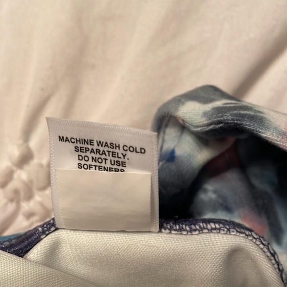 Freely / size medium - leggings - EUC - Picture 5 of 10